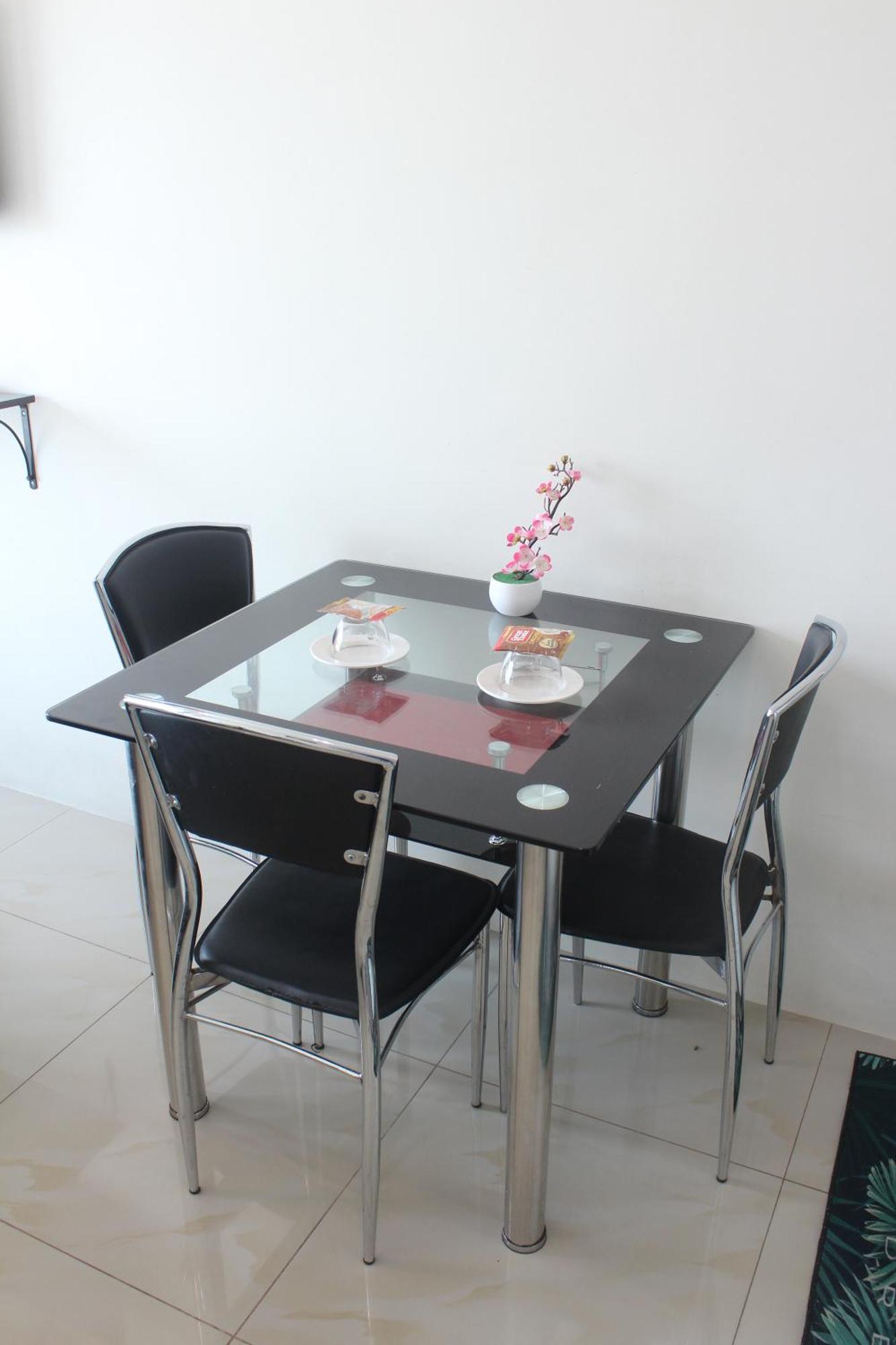 Affordable Makati Serviced Apartments มะนิลา ภายนอก รูปภาพ