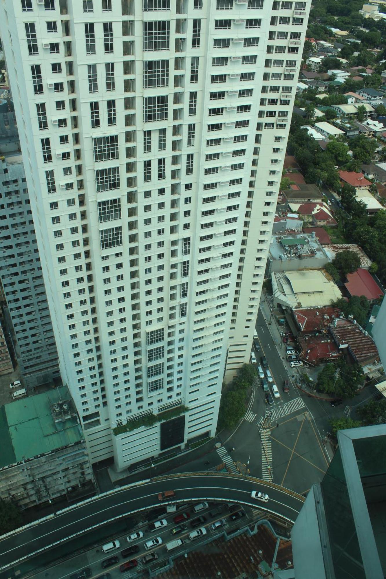 Affordable Makati Serviced Apartments มะนิลา ภายนอก รูปภาพ